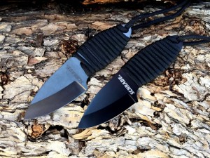 Schrade SCH406 and SCH406N Neck Knives 01